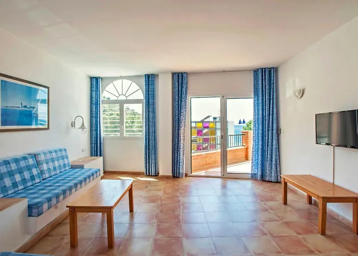 Apartaments El Berganti En Canyelles Petites