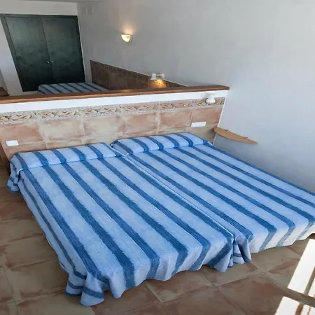 Apartaments El Berganti en Canyelles Petites Roses Room photo