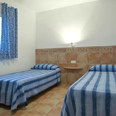 Apartaments El Berganti en Canyelles Petites Roses Room photo