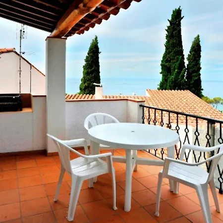 Apartaments El Berganti en Canyelles Petites Roses Room photo