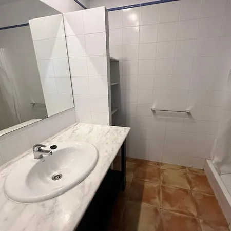 Apartaments El Berganti en Canyelles Petites Roses Room photo