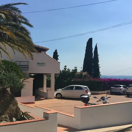 Apartaments El Berganti en Canyelles Petites Roses Exterior photo