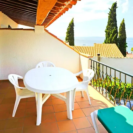 Apartaments El Berganti en Canyelles Petites Roses Room photo