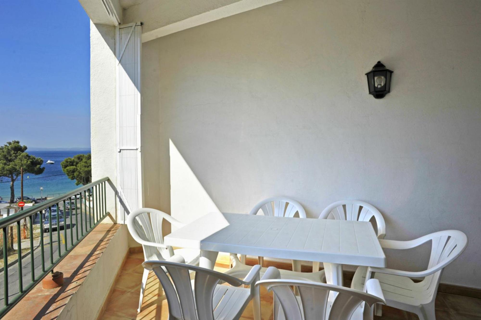 Apartament El Berganti En Canyelles Petites *